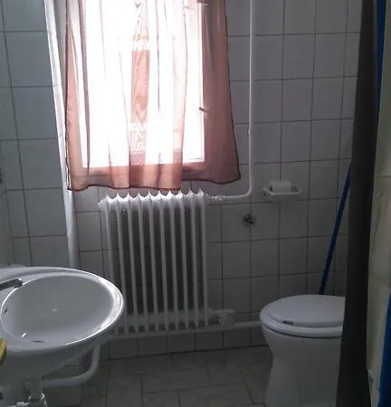 Platan Apartmanhaz *