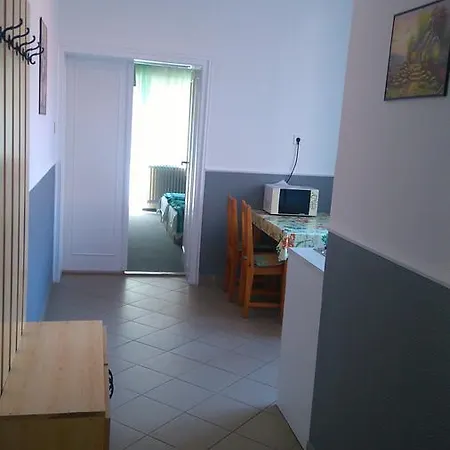Platan Apartmanhaz Apartment Miskolc